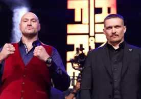 Фьюри ва Усик ўртасидаги мутлақ чемпионлик жанги бошқа муддатга қолдирилди фото