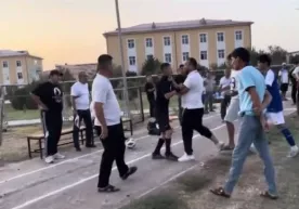 Surxondaryoda futbol tugagach hakamlar kaltaklandi фото