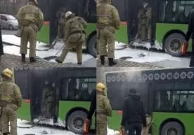 Тошкентда 47-сонли йўналишда ҳаракатланувчи автобус ёниб кетди фото