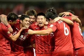 «Shanxay SIPG» o‘zida «Shanxay Shenxua» klubini yirik hisobda yengdi. Odildan gol! (Video) фото