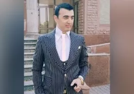 Шоҳжаҳон Жўраев янги имиджи ҳақида: “Мен куйламоқчи бўлган қўшиқларга мўйловли Шоҳжаҳон тўғри келмас экан” фото