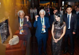 Pekindagi Imperator saroyi muzeyida O‘zbekistonning 18 ta noyob eksponati taqdim etildi фото