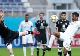 "Lokomotiv" o‘z uyida "Al Ittihod" bilan zo‘rg‘a durang o‘ynadi фото