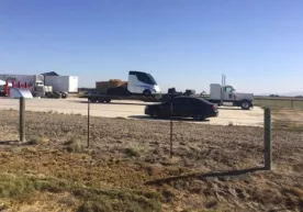 Интернетда Tesla юк машинаси суратлари пайдо бўлди фото