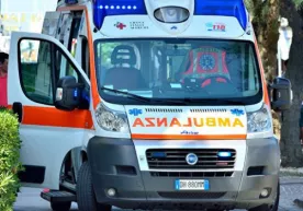 Италияда кафти ва юзлари қон билан терлаётган қиз касалхонага ётқизилди фото