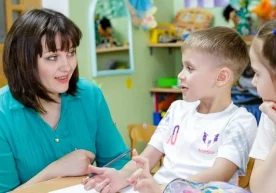 Тахтакўпирда МИБ ёрдами билан фуқаро боғчага ишга тикланиб, ҳақи ундирилди фото
