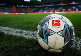 Bundesliga 16 may kuni davom ettiriladi фото