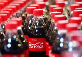 Coca-Cola отзывает свою продукцию с рынка фото
