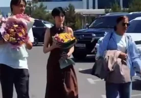 Сабрина Жабборовани оёққа турғазган туркиялик шифокорлар Тошкентда тантанали кутиб олинди (видео) фото