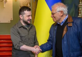 Евродипломатия раҳбари Украинадаги низо ҳарбий йўл билан ҳал қилинишини айтди фото
