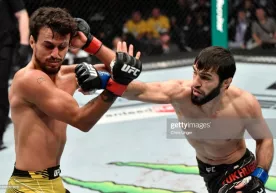 Zubayra Tuxugov braziliyalik raqibini mag‘lubiyatga uchratib, MMA’dagi 20-g‘alabasini qo‘lga kiritdi фото