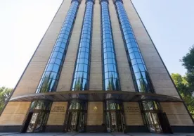 Душанба куни Марказий банкда долларнинг расмий курси 8237 сўмга етиши кутилмоқда фото