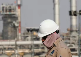 Саудия Арабистонининг баёнотидан кейин нефть нархи қарийб 4 фоизга пасайди фото