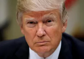 Трамп предлагает штраф $998 в день для мигрантов фото