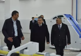 Shavkat Mirziyoyev «Kanteks invest» korxonasi bilan tanishdi фото
