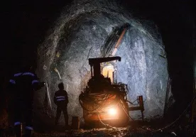 Россияда энг юқори иш ҳақига эга фаолият соҳалари маълум қилинди фото