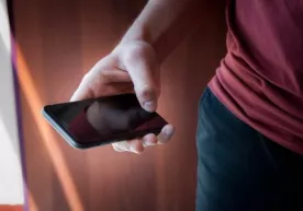 Roʻyxatdan oʻtkazilgan telefonni sovgʻa qilsa boʻladimi? фото