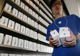 Apple юк самолётлари орқали 1,5 миллион iPhone’ни АҚШга олиб ўтди фото