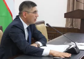 Ўзбекистонда ҳокимлар иш кўплигидан хонасида тунаб қоляпти фото