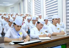 Tibbiyot ta’limida tub burilish: malaka, akkreditatsiya va shaffof baholash tizimi joriy etilmoqda фото