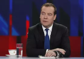 Medvedev: Mask kutilmaganda bizning yigit bo‘lib chiqdi фото