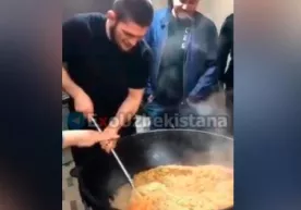 Ҳабиб Нурмагомедов Ўзбекистонда ош тайёрлади (видео) фото