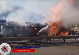 «Qamchiq»da yuk mashinasi YTHga uchradi va yonib ketdi фото