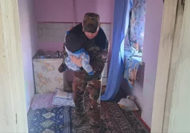 Sirdaryoda yonayotgan uydan 3 nafar bola qutqarib qolindi (foto) фото