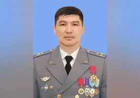 Jiu-jitsu bo‘yicha jahon chempioni Qozog‘iston prezidentini qo‘riqlaydi фото