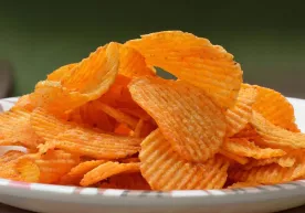 How many chips can you eat without harming your health? фото