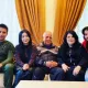 Baqiroq qaynona — Gulnora Tolipova 50 ming so‘m uchun Lolaning uyini tozalaganini aytdi