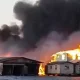 Karib dengizidagi orollarning birida 200 dan ziyod bino yonib ketdi (video)