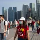 Singapur koronavirusni oddiy grippga aylantirish rejasini ishlab chiqdi. Bu qanday amalga oshiriladi?