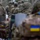 Ukraina qurolli kuchlarining 10 ming askari qurshovda qoldi