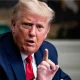 Трамп Хитой товарларига божларни 125 фоизгача оширди — савдо уруши яна авж олаяптими?