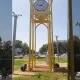Grand Mir qarshisidagi soatli minora olib tashlanmoqda (foto)