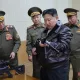Kim Chen In yangi snayper miltig‘ini sinovdan o‘tkazdi (foto)
