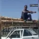 Ҳайдовчи машинасини жарима майдончасига олиб кетмасликлари учун унинг устига чиқиб олган ҳолатга ЙҲХББ муносабат билдирди