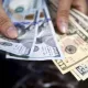 AQSh dollarni devalvatsiyaga tayyorlamoqda