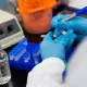 Yevropada koronavirusni laboratoriya sharoitida yenga olgan antitana yaratildi
