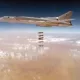 Rossiya mudofaa vazirligi Tu-22M3 larning IShID marralariga zarba berishi aks etgan videoni e’lon qildi