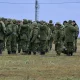 Rossiyada serjant urushga safarbar qilinganlar orasida obro‘ qozonish uchun granatani portlatib yubordi