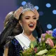 Америкалик қиз «Коинот гўзали-2022» танлови ғолиби бўлди (фото)