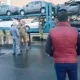 Samarqandda gaz ballonli Spark’ning treylerga urilishi natijasida to‘rtta yangi avtomobil yonib ketdi