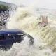 Ortiga qarab oqqan daryo (foto, video)