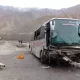 Афғонистонда йўловчи автобуси дарёга қулаши оқибатида 9 киши ҳалок бўлди (фото)