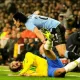 Kavani Neymarga qo‘pollik qildi, Neymar uning uzrini qabul qilmadi (video)