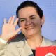 Беларусь: 37 ёшли аёл президент Лукашенконинг чорак асрлик бошқарувига чек қўймоқчи