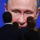 Шаҳаншоҳ. Яна Путин ва референдум ҳақида
