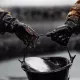 Нефть оласиз, эвазига пул беришади. Нега бундай бўлди?